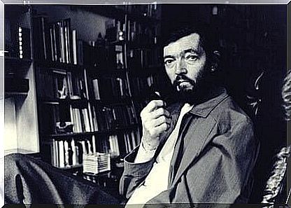 Julio Cortázar, the biography of the great Argentine intellectual